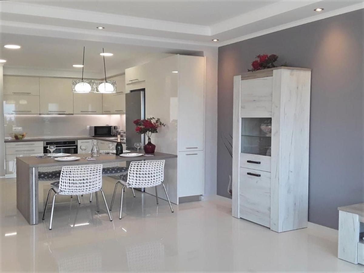 Sunshine Home 3 With Sea View Alepou Exterior photo
