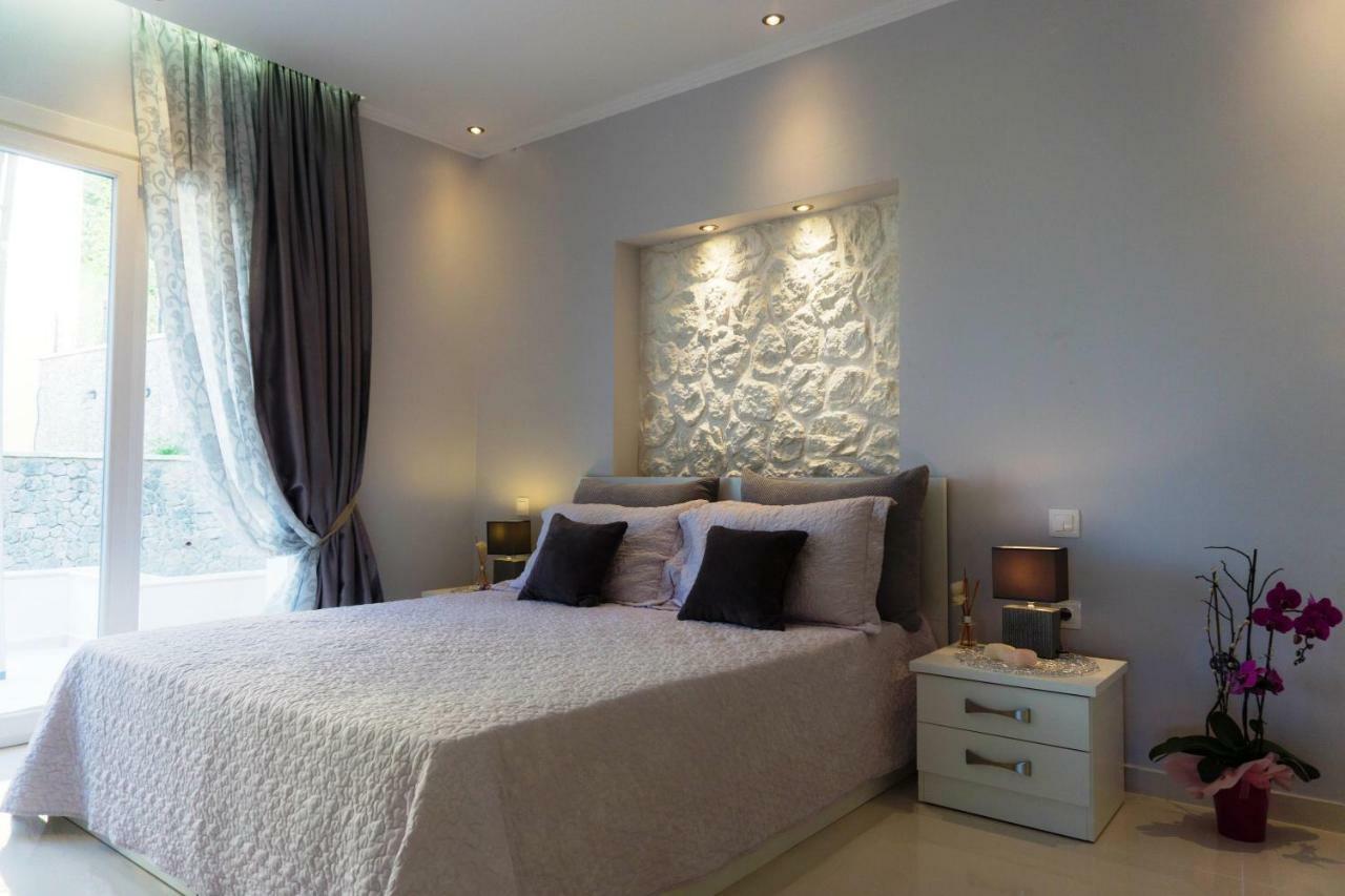 Sunshine Home 3 With Sea View Alepou Exterior photo